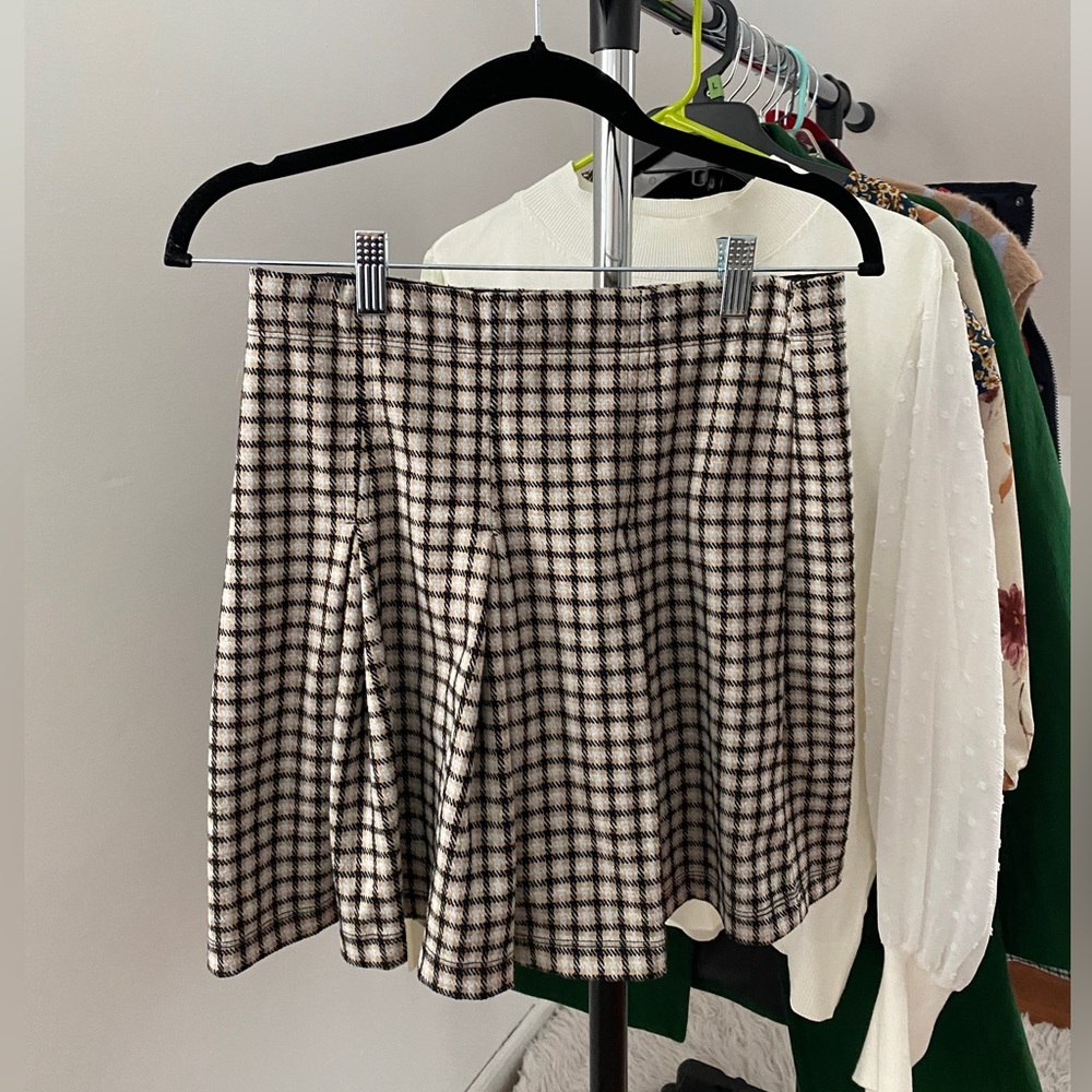 Plaid pleated skirt